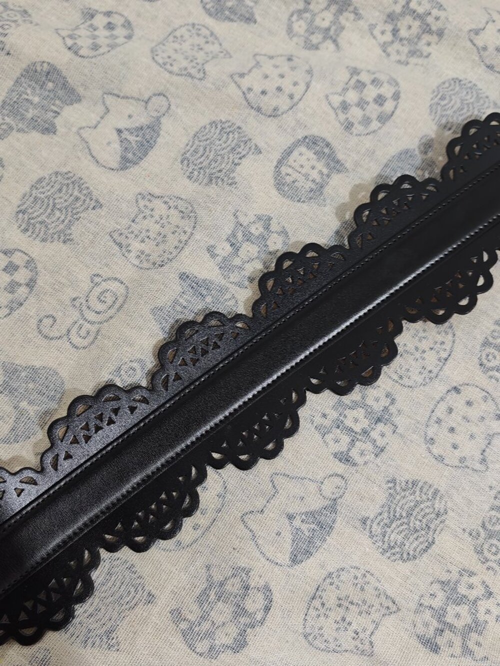Alaia Wide Black Leather Belt Laser Cutout Lace Design Size 80 - Picture 8 of 9